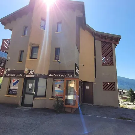 Le Burel - - 4 Personnes Mae-2563